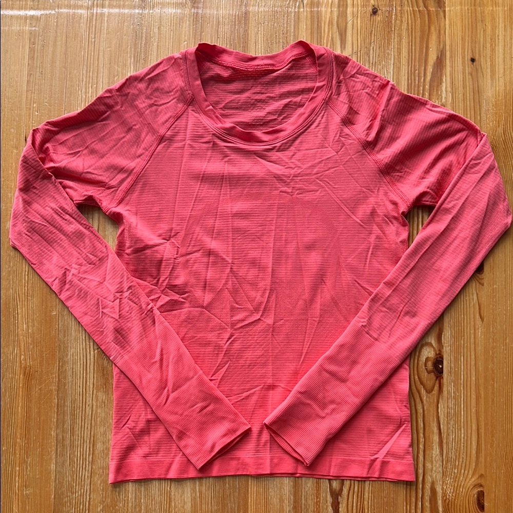 Lululemon Swiftly Tech Long Sleeve